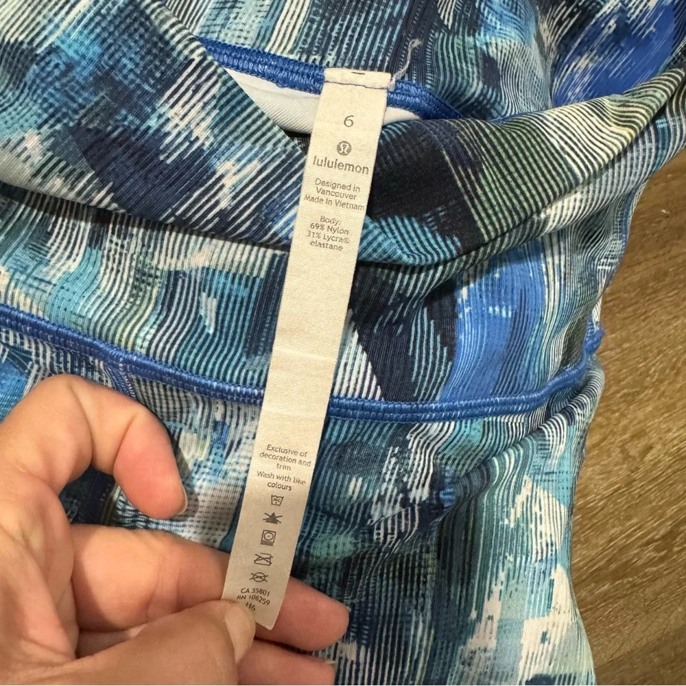 Lululemon Wunder Under Crop (Hi-Rise) 21" - Picture 9 of 10